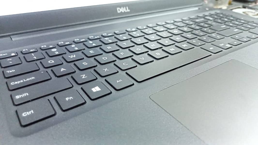 Dell Latitude 3500 new condition laptop 2