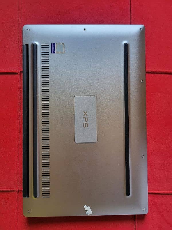 Dell XPS 13 9360 Excellent Condition 0