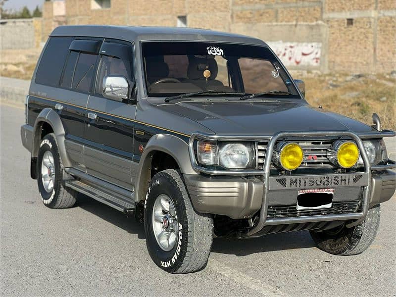 Mitsubishi Pajero 1995 8