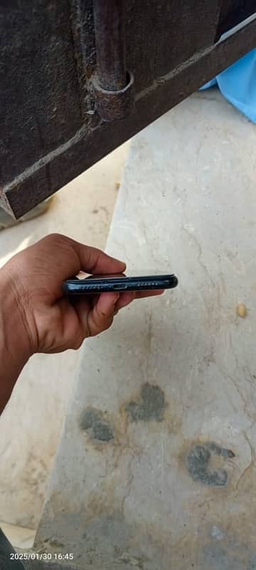 i phone xr 64 gb 6