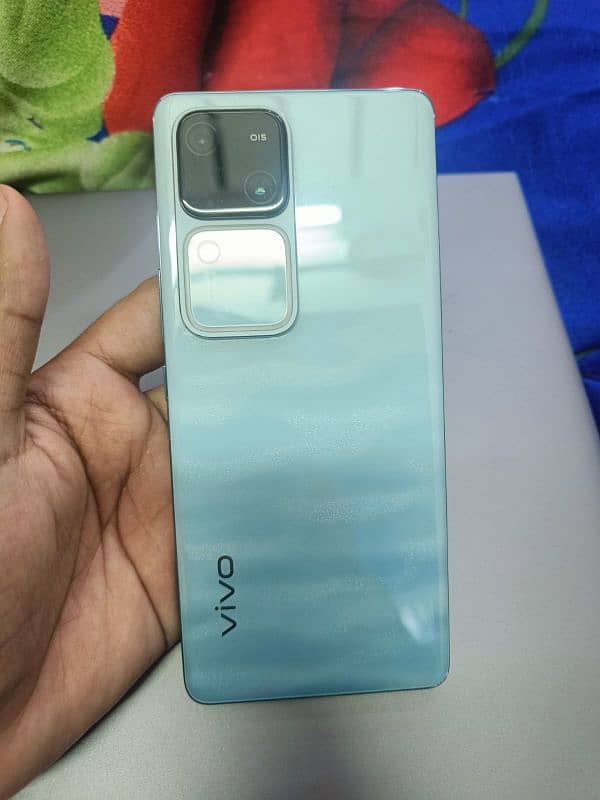 Vivo v30 2