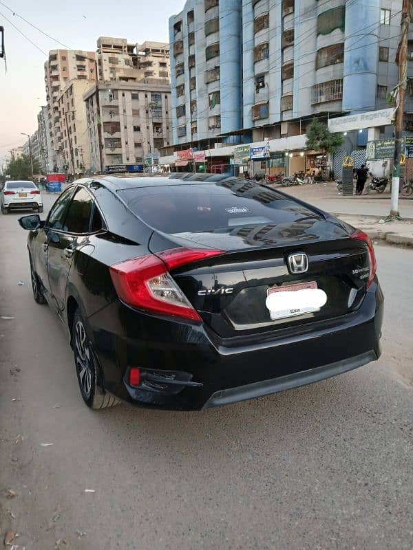 Honda Civic Full option 2018 (0/3/1/4/2/0/1/5/5/0/1) 7