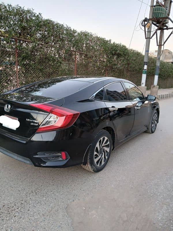 Honda Civic Full option 2018 (0/3/1/4/2/0/1/5/5/0/1) 10