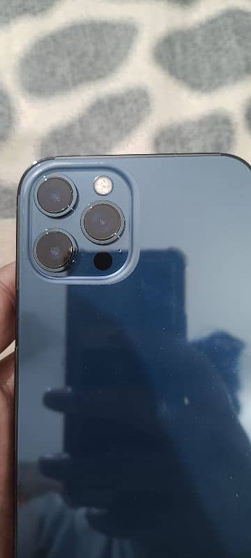 iphone 12 pro max 256gb pacific blue 2