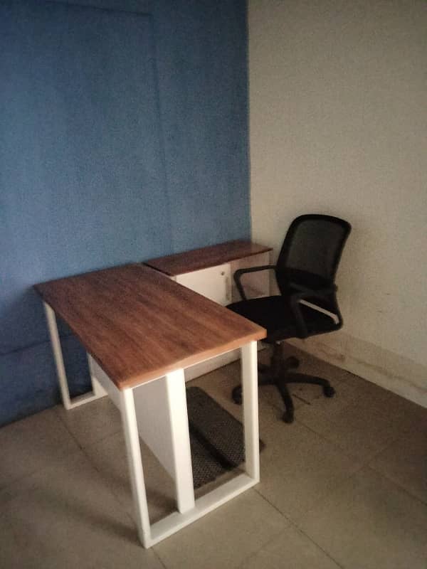 Vip fully furnished office for rent with services 3