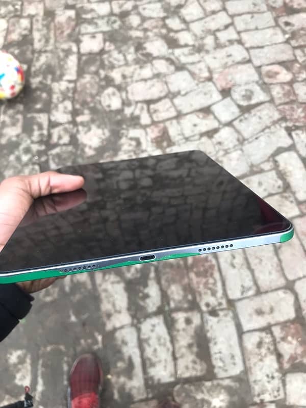 IPad  M1 pro 3 generation  11 inch 4