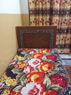 wood single bed for sell