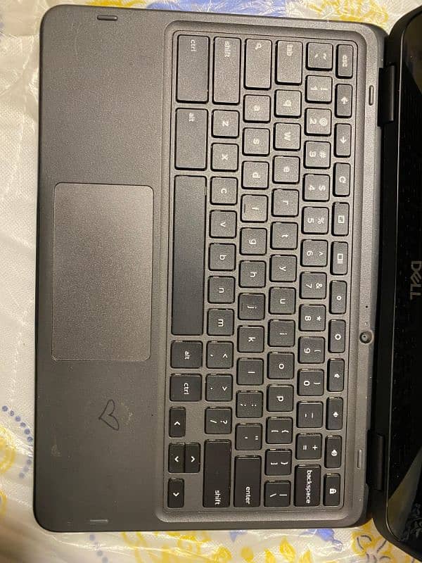 Chrome Book 4/64 with touch pannel 1