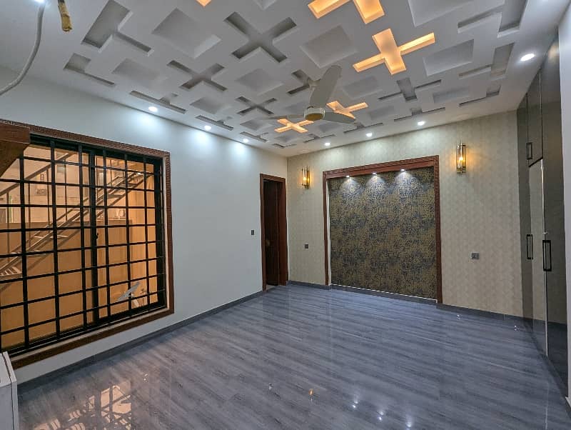 10 Marla Corner House Double Storey Spanish Style Stylish House Available For Sale In Tariq Garden Lahore With Original Pics 14