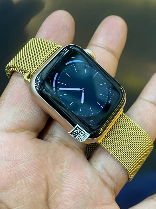 APPLE WATCH SERIES 5 0