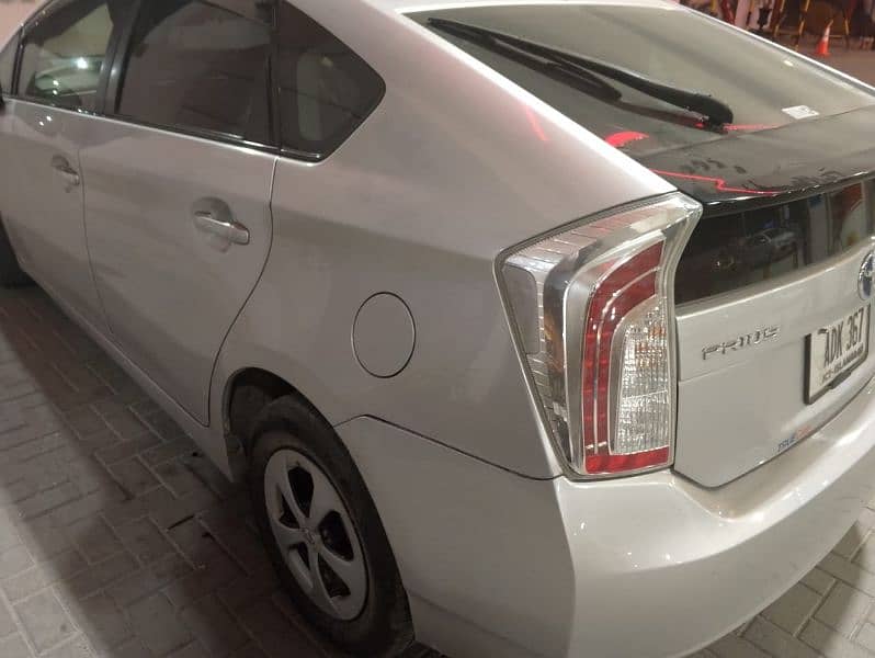 Toyota Prius 2013 6