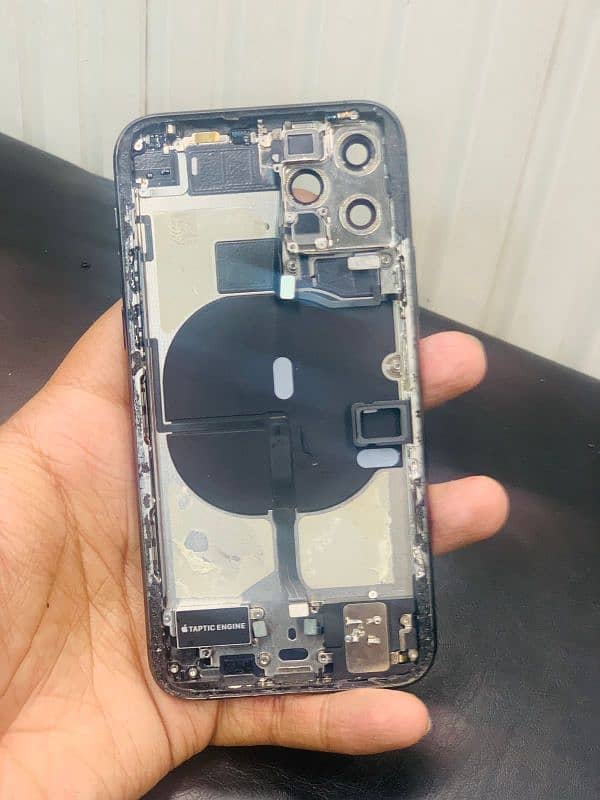 iphone 11 pro for parts 0