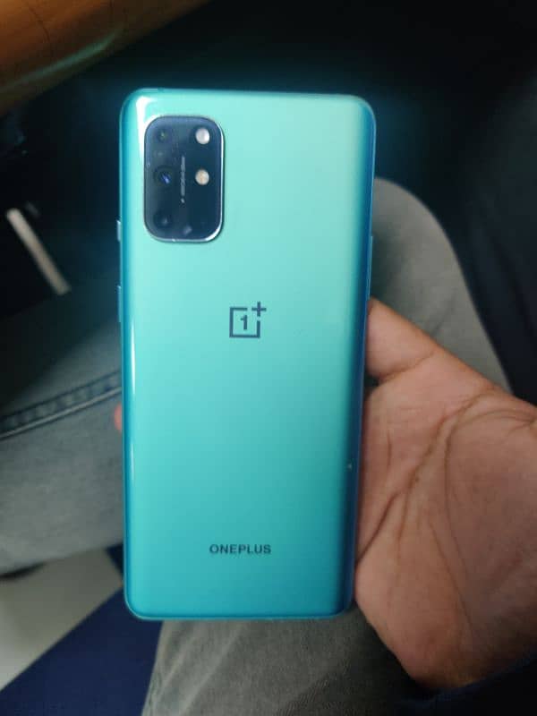 OnePlus 8T, 256GB Storage / 12GB RAM, Dual SIM. Condition: 9/10. 5