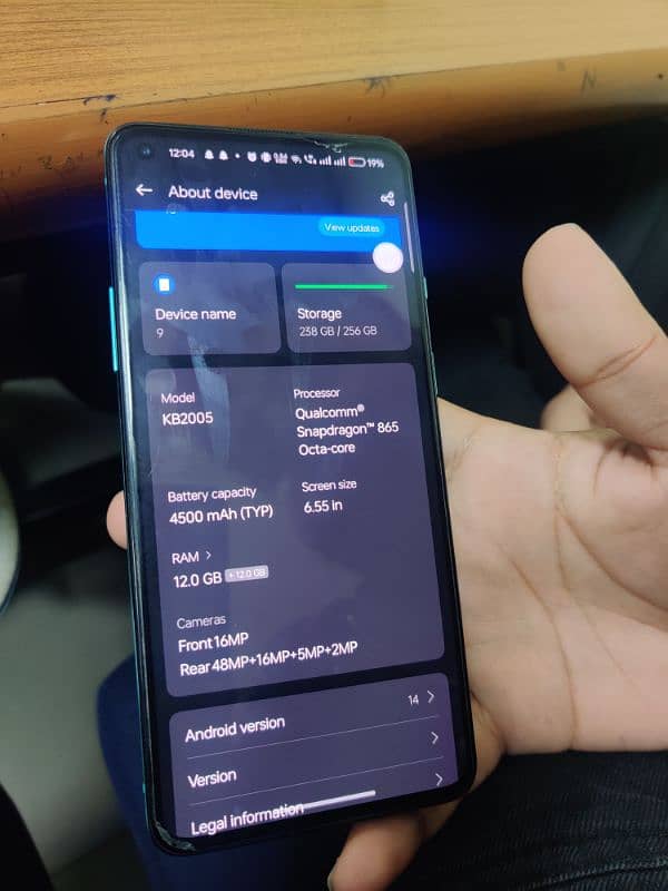 OnePlus 8T, 256GB Storage / 12GB RAM, Dual SIM. Condition: 9/10. 8