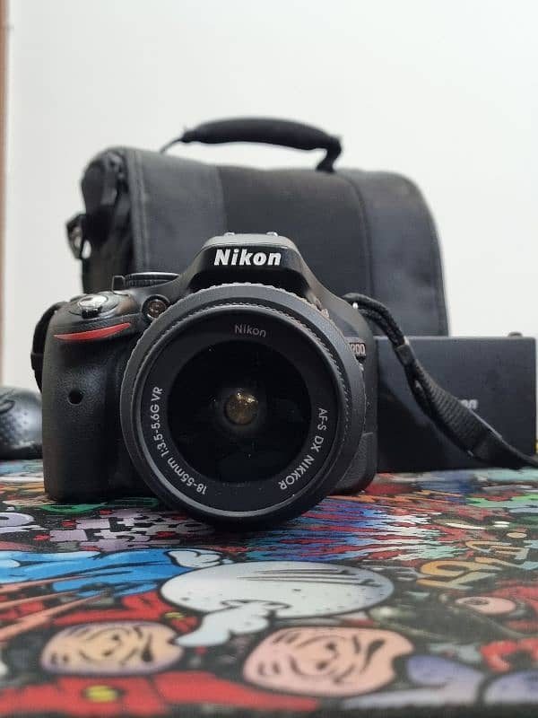 Nikon D5200 1