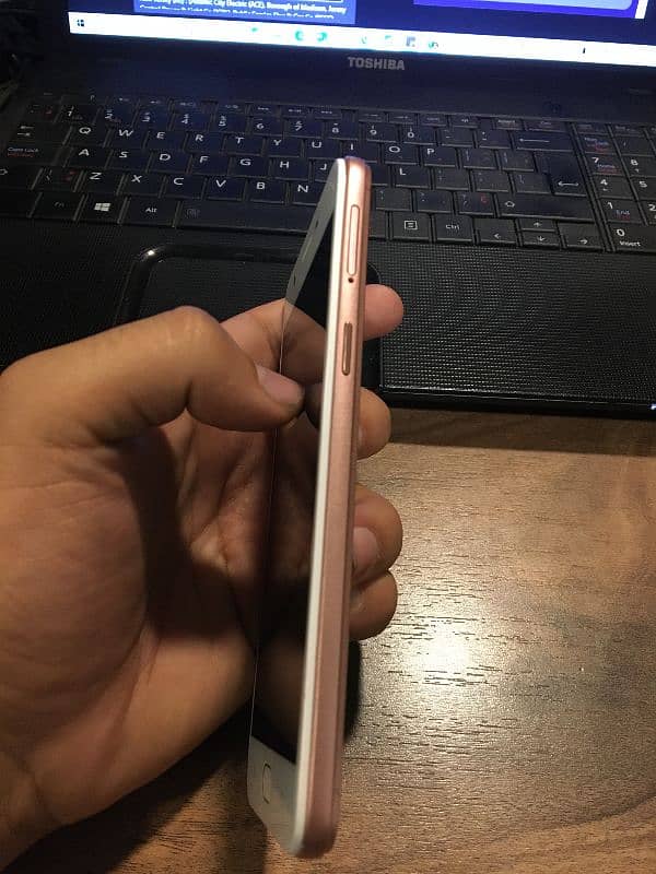 oppo A57 4