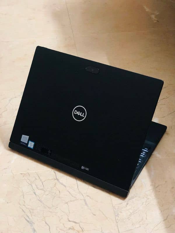 Dell 7th Gen Touch i5 1