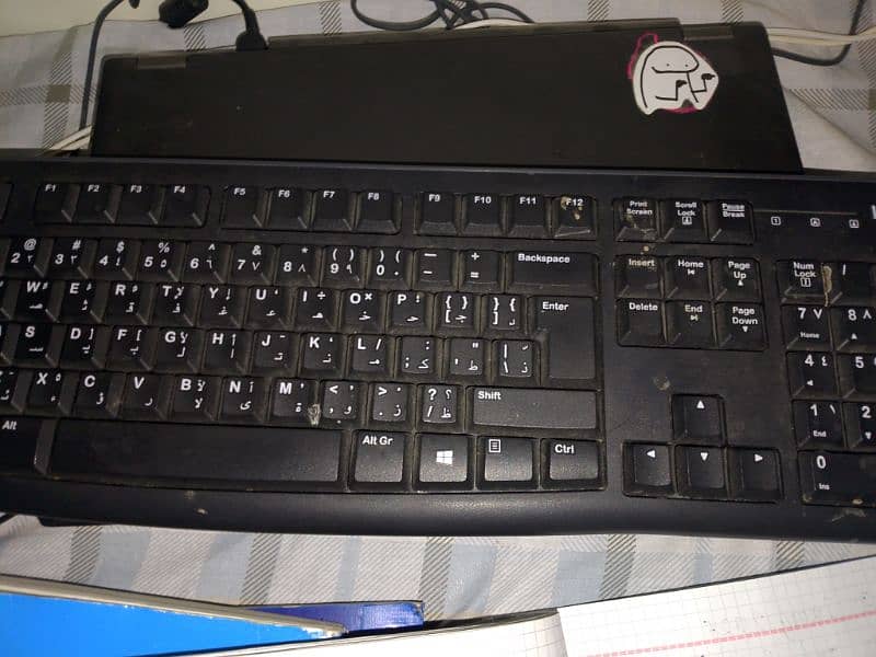 Logitech keyboard 0