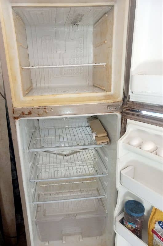 dawalance fridge midum siz for sale 5