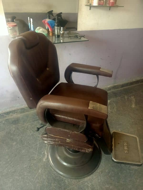 barbar chairs and all complete hair saloon assessories 3