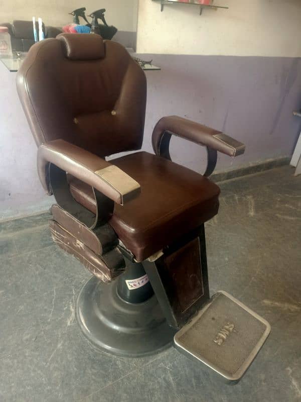 barbar chairs and all complete hair saloon assessories 6