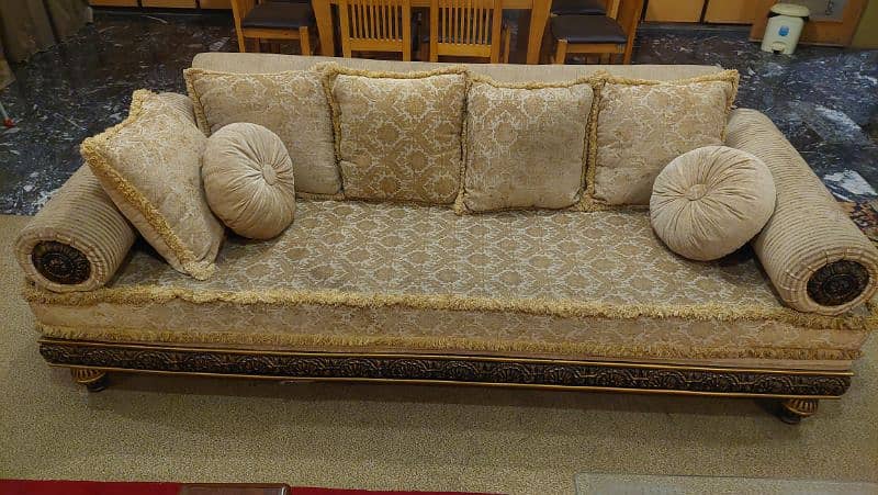 stylish and comfortable 6 seater sofa set for sale 1