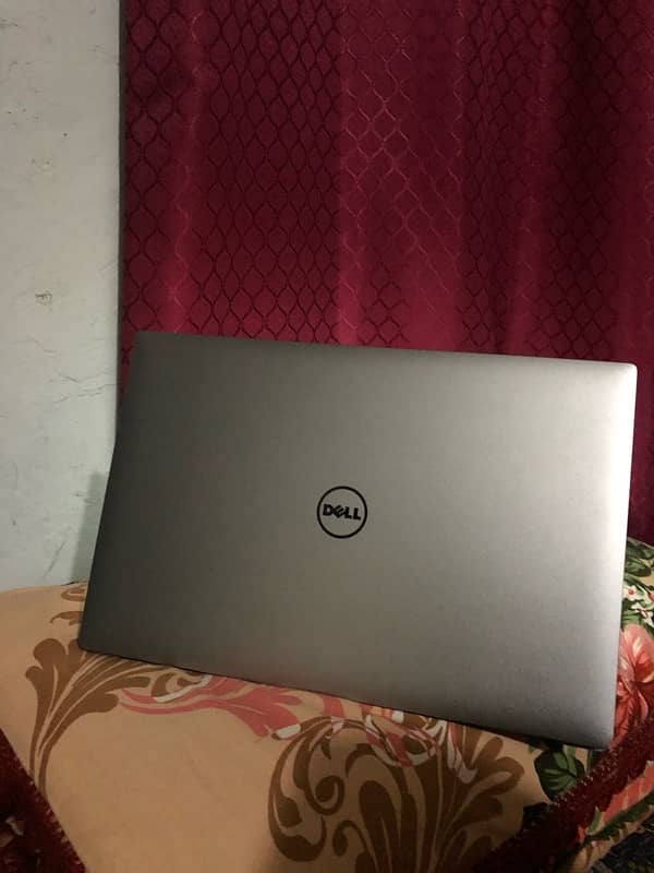 Dell Precision 5520 Workstation + Gaming Machine 1