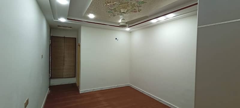 A beautiful upper portion is available for rent 8