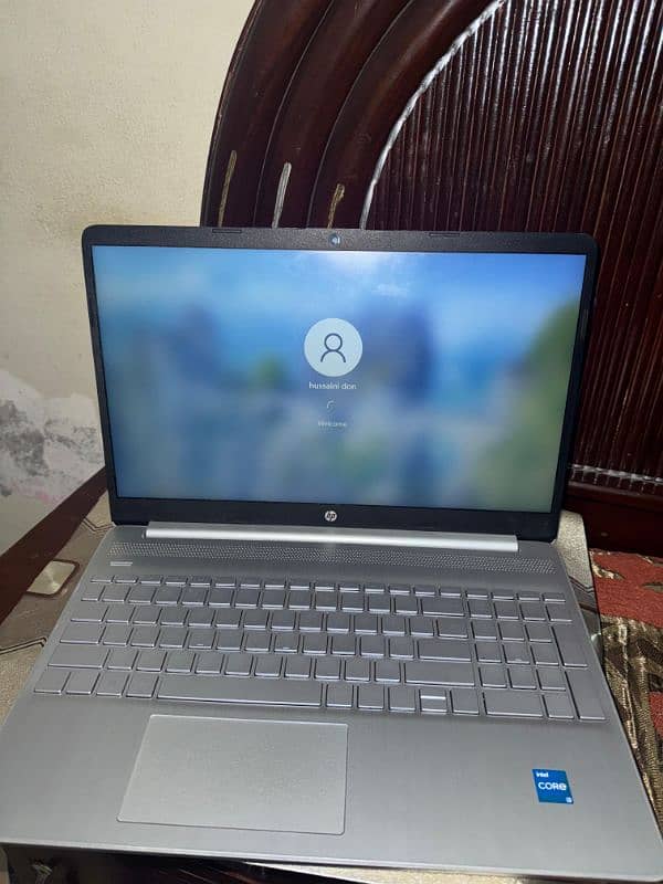 HP 15s-fq2015na, Core i3, 256 gb 4