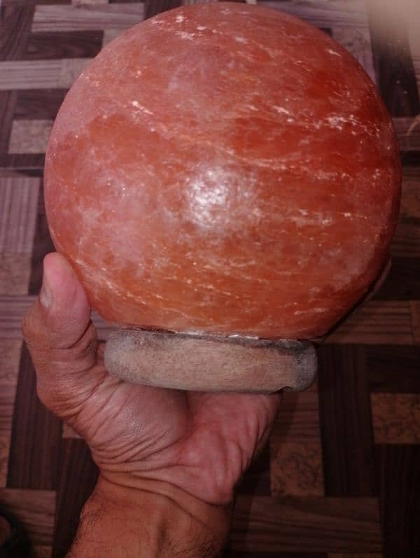 Himalayan Salt Table Lamp 2