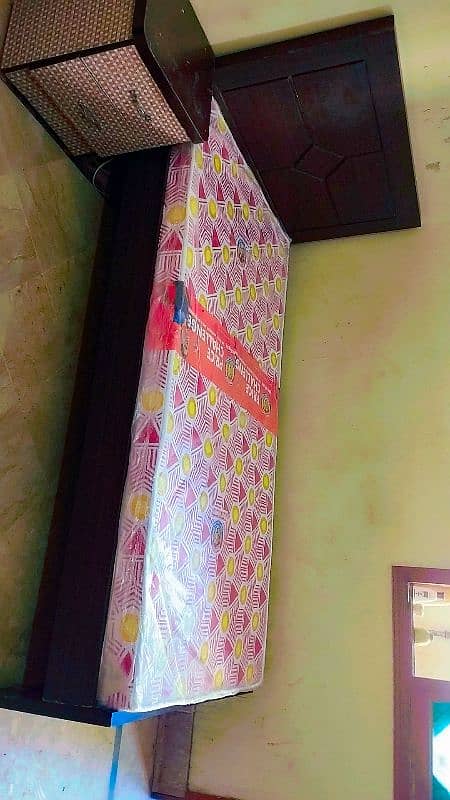 Single bed with mattress 1