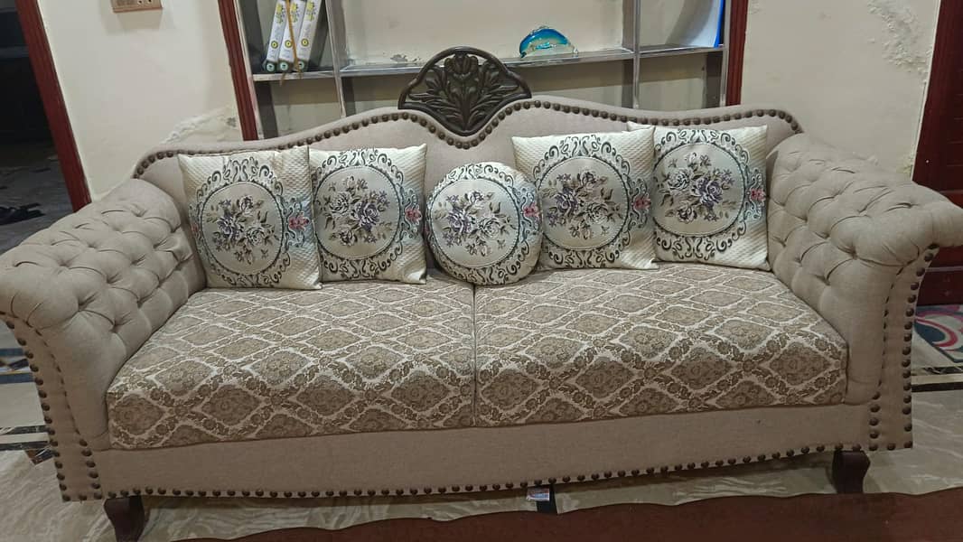 5 Seater Sofa 0