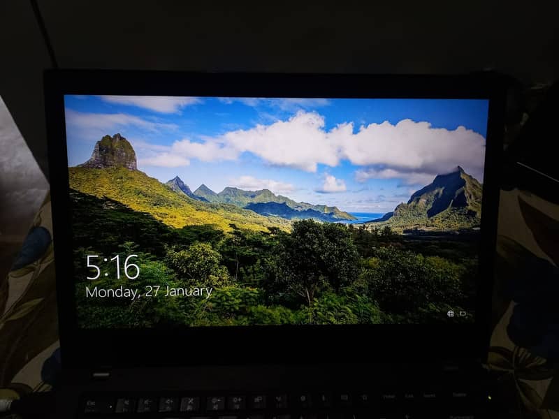 Lenovo t470 I5 7th Generation 8 GB 256 GB 6