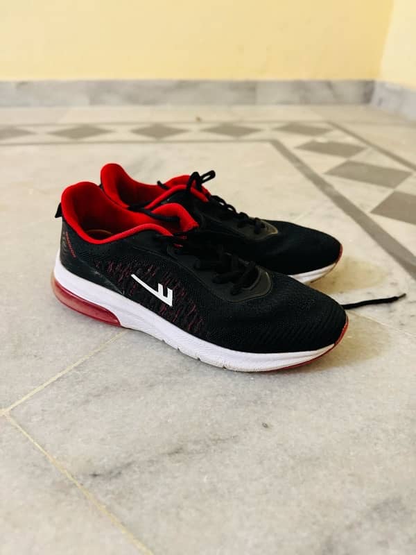 imported sport shoes for sale 2