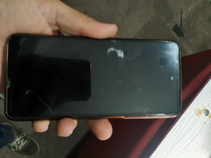 I'm selling my phone infinix hot 40i 0