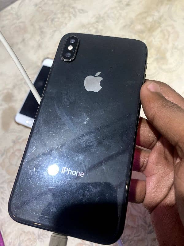 iPhone Xs non pta 64gb exchange possible with Samsung 2