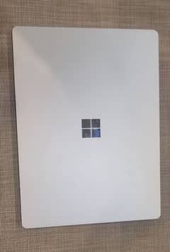 Microsoft Surface Laptop Go