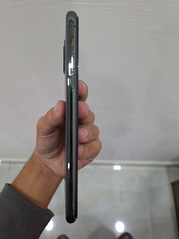 iPhone 11 Pro Max 256GB Non PTA FU 2