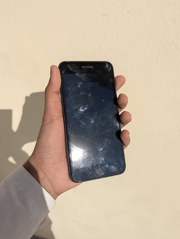 Iphone 8 Plus non PTA 7