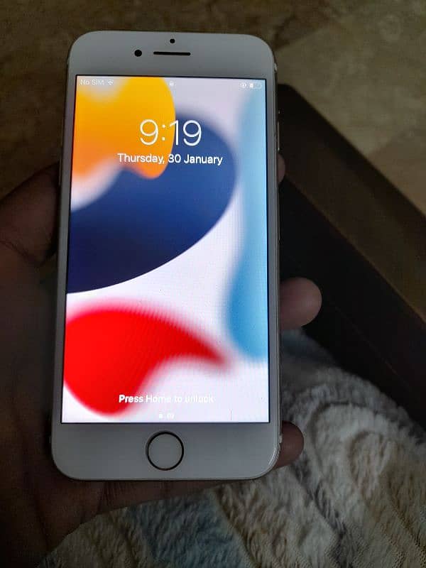 iphone 7, good condition 2