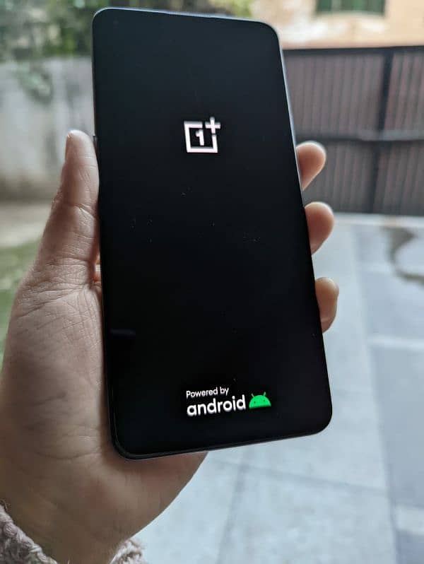 One Plus 7t. . . water pack. . . Global dual sim approved. . . 90 fps 3