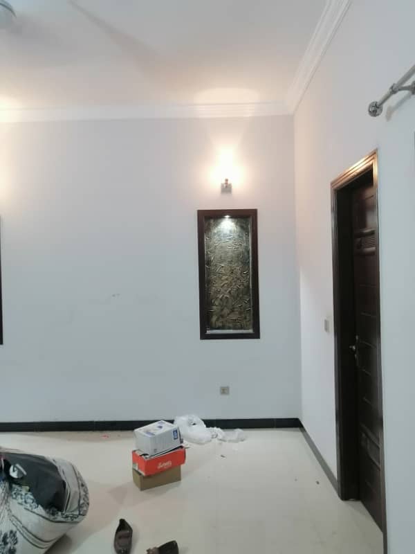 10 SLIGHTLY USED 2ND FLOOR FOR RENT ON TOP LOCATION OF NASHEMAN-E-IQBAL PHASE 1 LAHORE 19