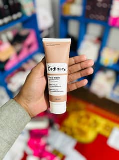 The ordinary whitening and brighting facewash