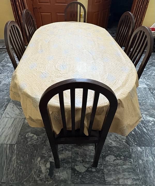 Dining table 6 seater 3