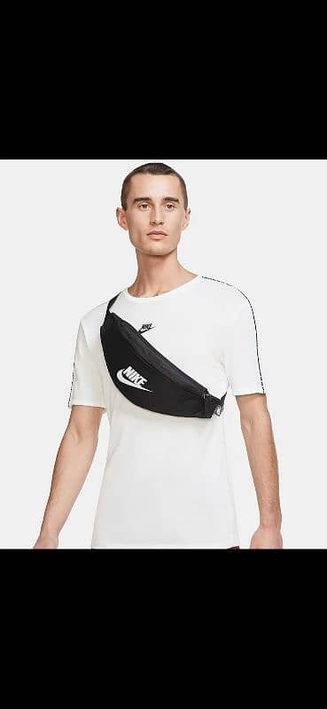 Original Nike fanny pack/ waist bag/ belt bag 1