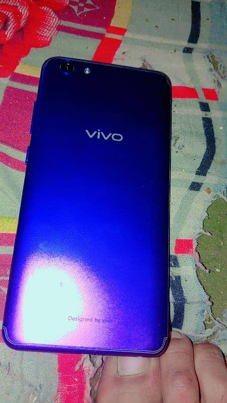 vivo Y71 1