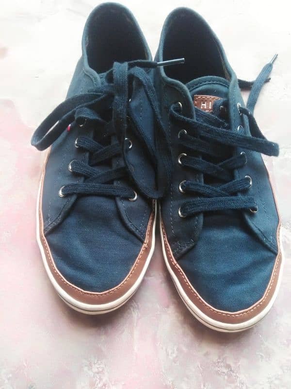 original tommy hilglfiger sneakers 3