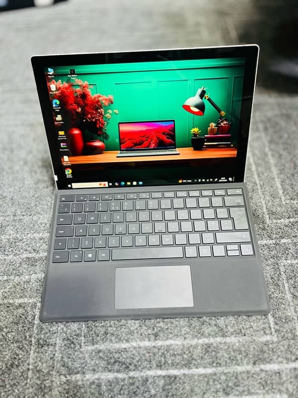 Microsoft Surface Pro 6 - Core i5 8th Gen-8gb Ram 256gb ssf 4