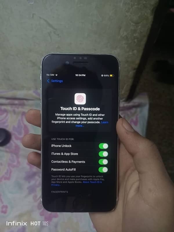 iPhone SE 2020 64gb non pta factory unlock 7