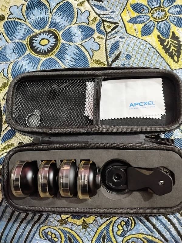 apexel mobile lens set 5in 1 (premium quality lens)form 7